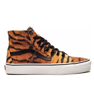Vans NWT
Sk8 Hi Tiger sneakers in Sz 6 & 6.5